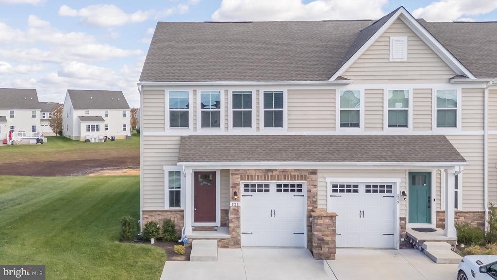 527 Swansea Dr, MIDDLETOWN