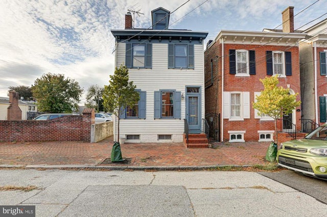 36 E Fifth St, New Castle