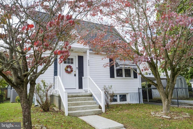 208 Smyrna Ave, Wilmington