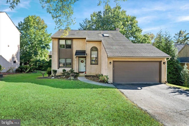 7 Edinburgh Ct, Newark