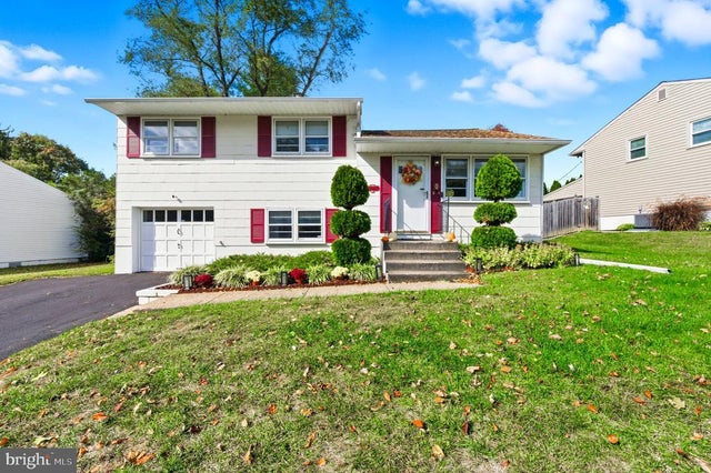 1111 Wagoner Dr, Wilmington