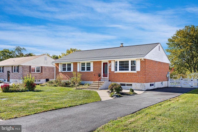 8 Trevett Blvd, Newark