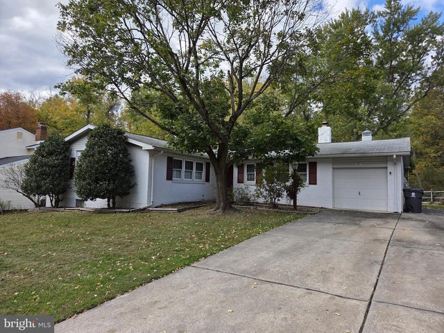 13 Duvall Ct, Wilmington