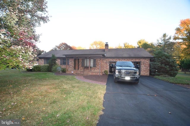 27 Woodside Ln, Bear