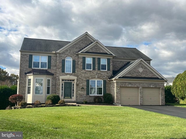 7 Warbler Ct, Newark