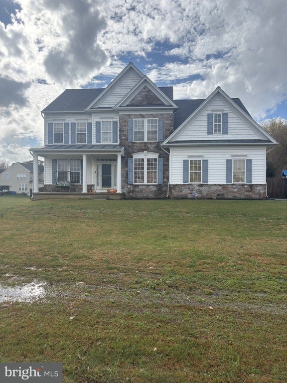 19 Hempstead Dr, Newark