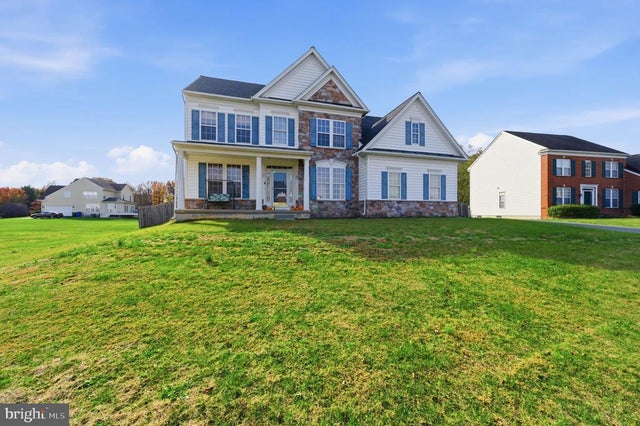 19 Hempstead Dr, Newark