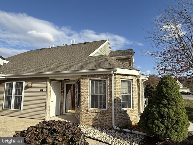 6 Colefax Ct, Wilmington