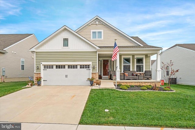 798 Honey Locust Rd, Middletown