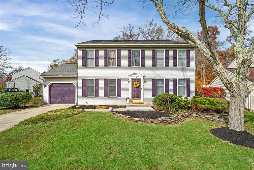4 Bristol Ct, NEWARK