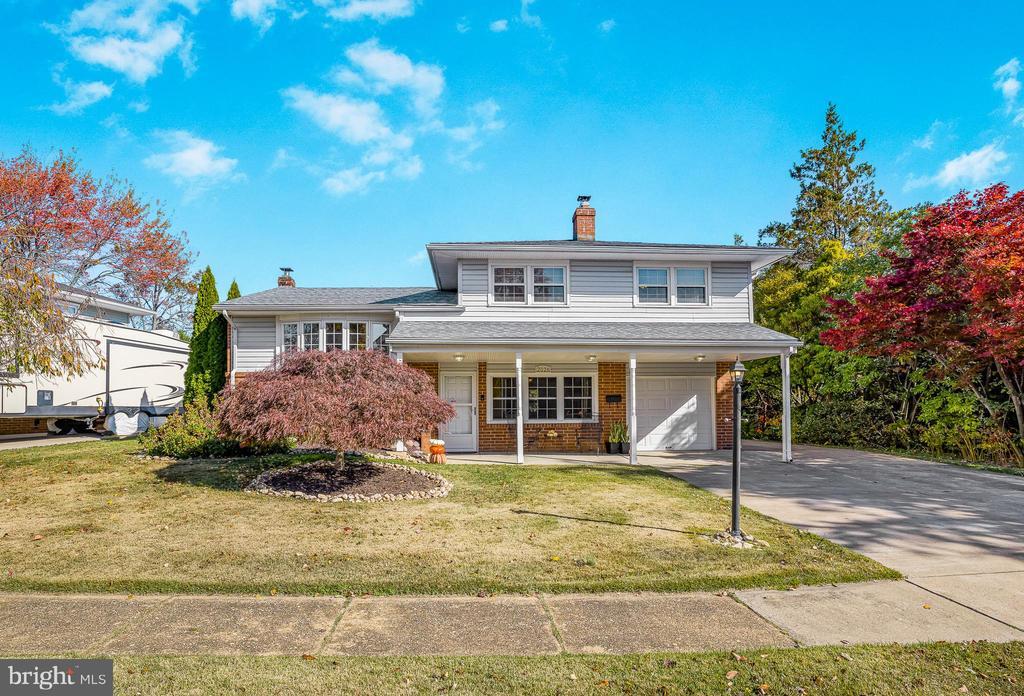 2026 Armour Dr, WILMINGTON