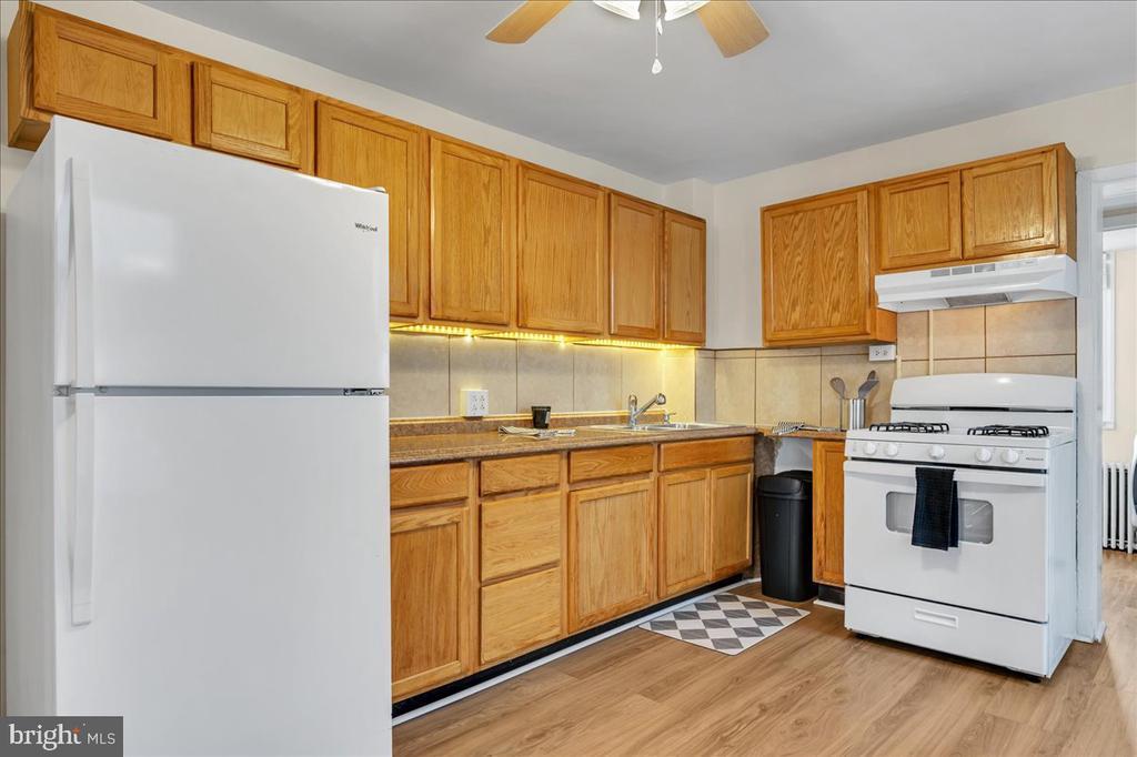 737 S Harrison St, WILMINGTON