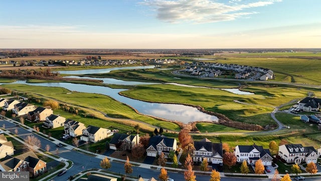 222 E Crail Ct, Middletown