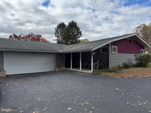 140 Starr Rd, Newark