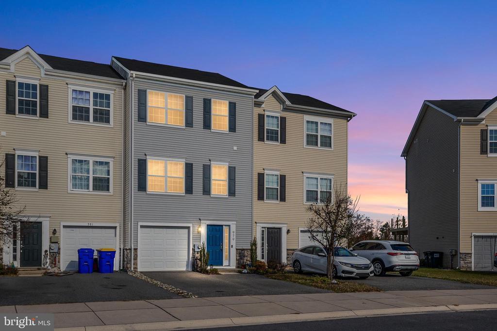 979 Lissicasey Loop, MIDDLETOWN