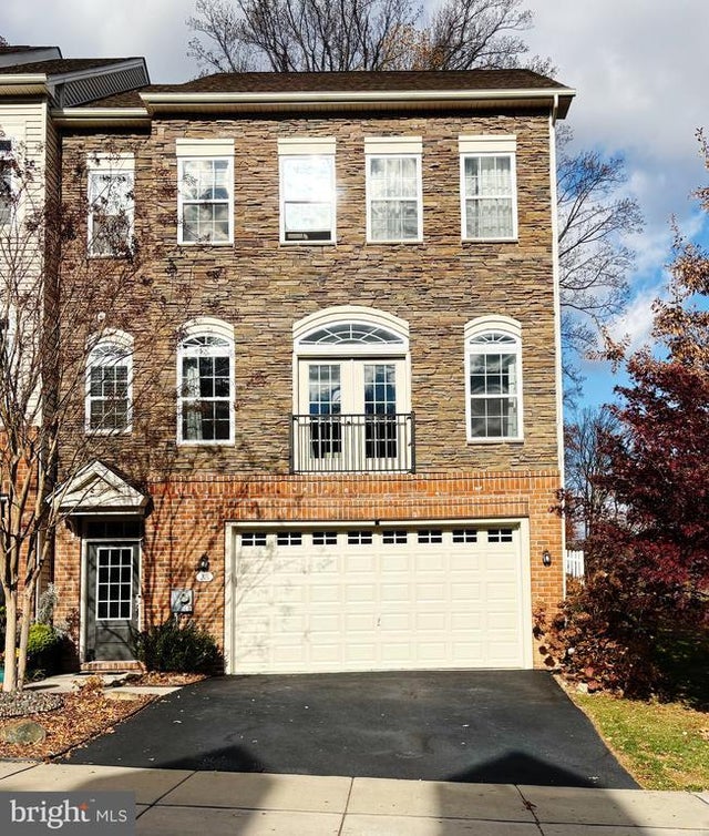 38 Westhampton Dr, Wilmington