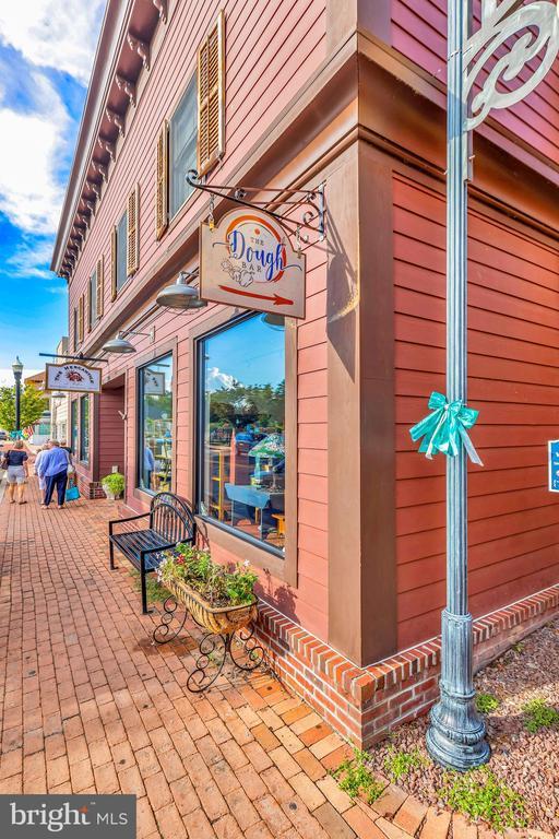 16268 Red Fox Run, Milton Property Listing MLS® DESU2046186