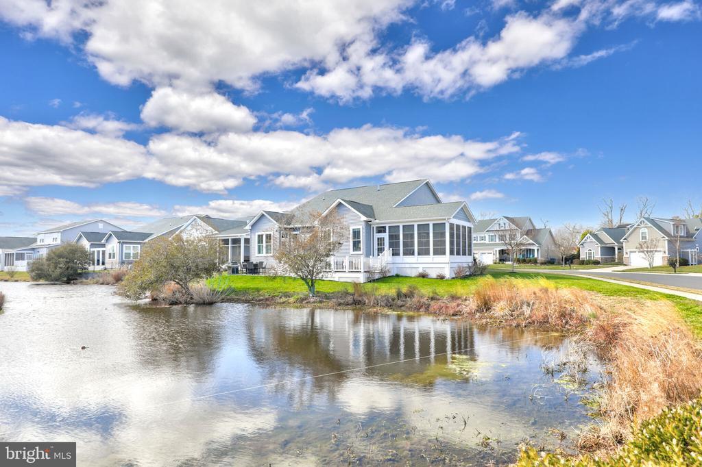 37554 Bella Via Way, Ocean View Property Listing MLS® DESU2055612