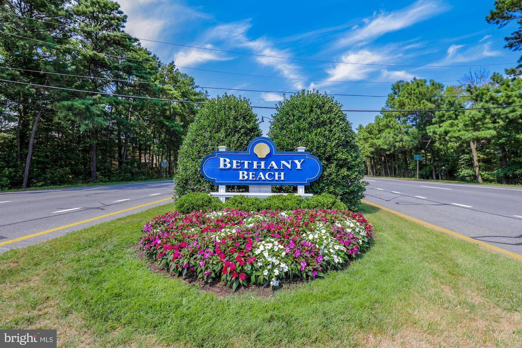 37554 Bella Via Way, Ocean View Property Listing MLS® DESU2055612