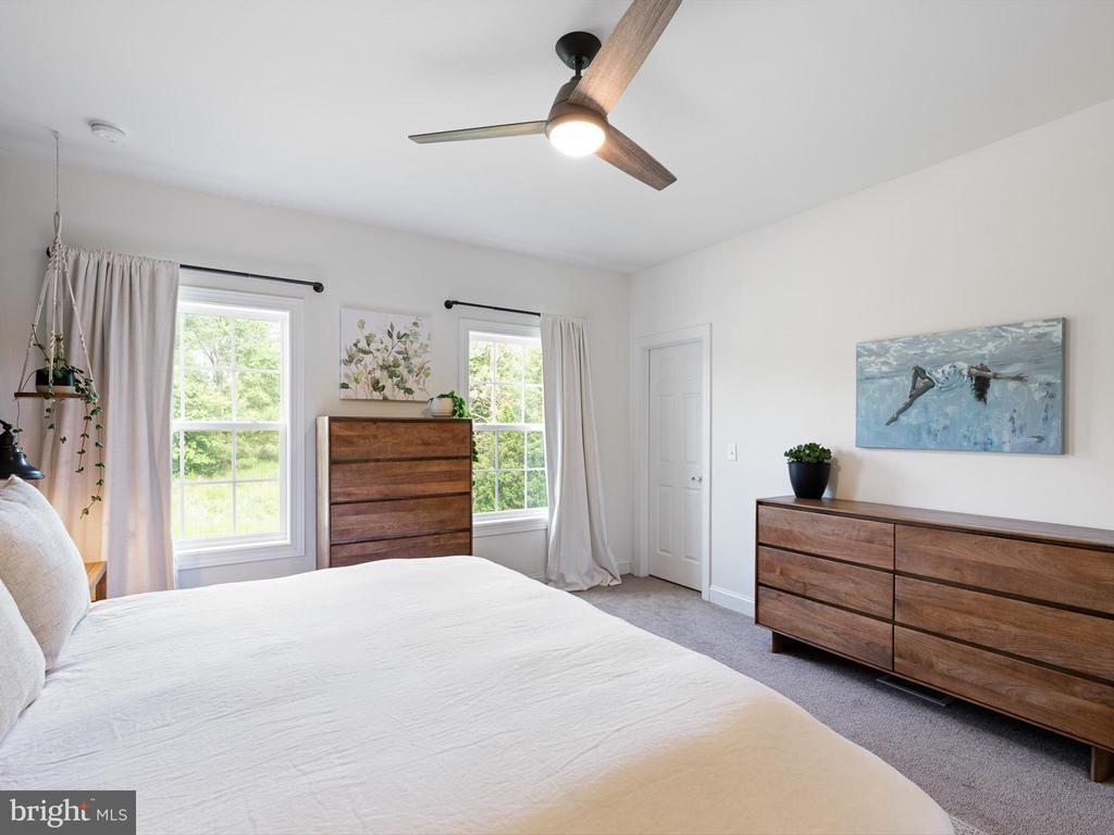 315 Valley Rd, Milton Property Listing MLS® DESU2060460