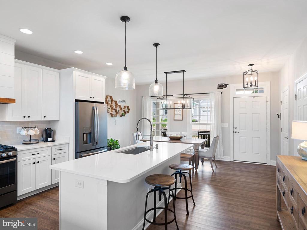 315 Valley Rd, Milton Property Listing MLS® DESU2060460