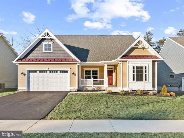 22657 Deep Woods Rd, Milton