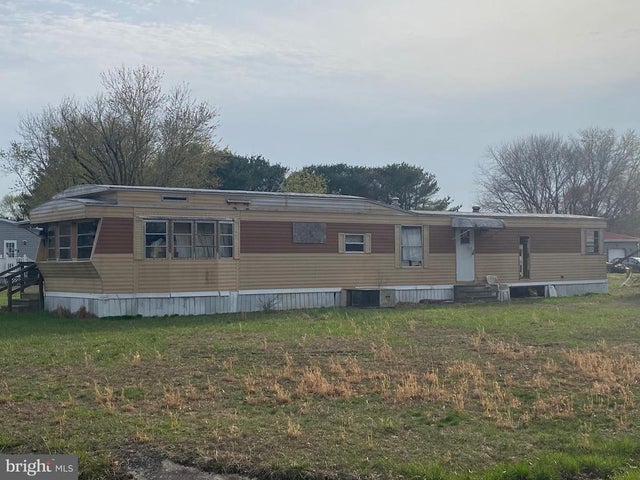 27824 Park Ln, Laurel