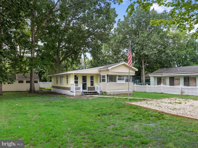 37530 Oak St, Ocean View