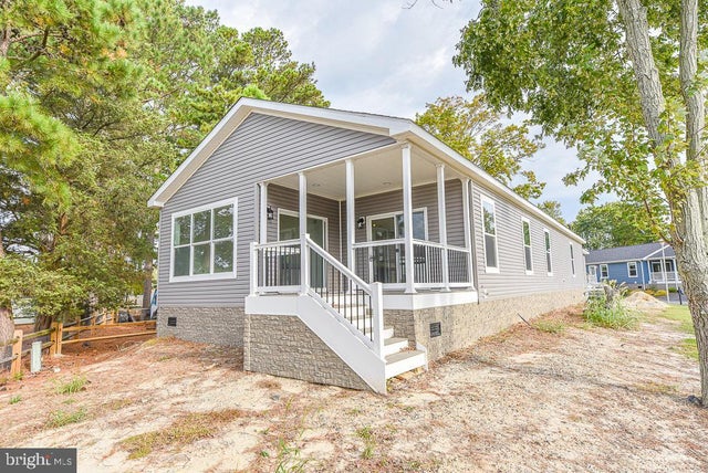 26802 Sharks Tooth Dr #7, Long Neck