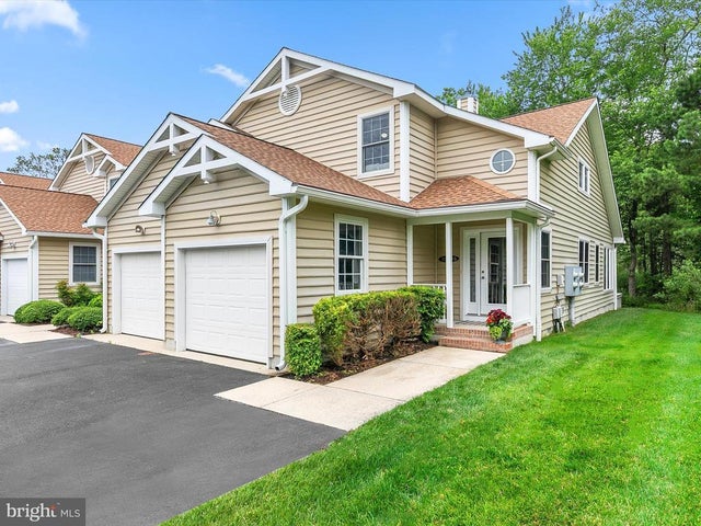 33805 Waterside Dr #49, Frankford