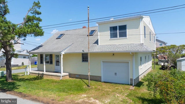 39896 Assawoman St, Bethany Beach