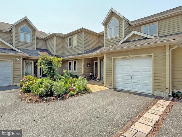 18565 Orton Cir #8, Lewes