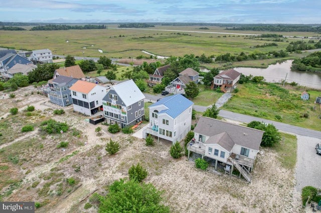 115 Beach Plum Dr, Milford