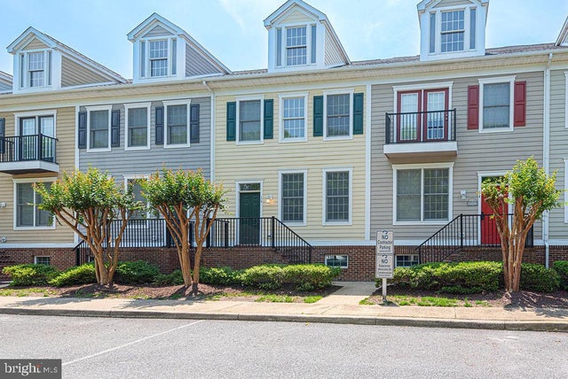 16 Village Green Dr, Ocean View