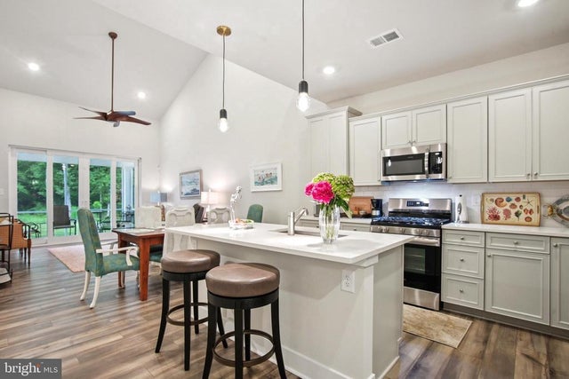 32323 Norman Ln, Frankford