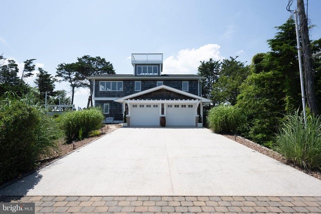 2711 S Bay Shore Drive, Milton