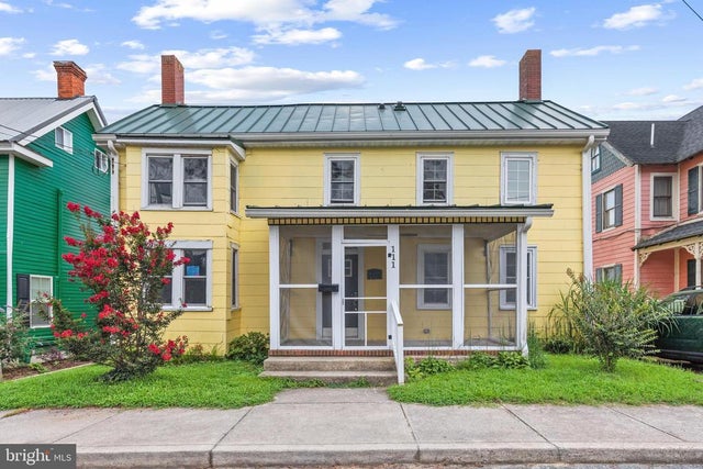 111 Broad St, Milton