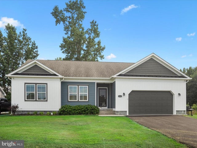 18362 Pin Oak St, Ellendale