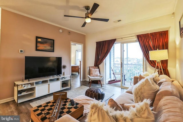 17054 N Brandt St #1306, Lewes