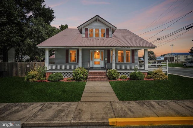 713 E Grove St, Delmar