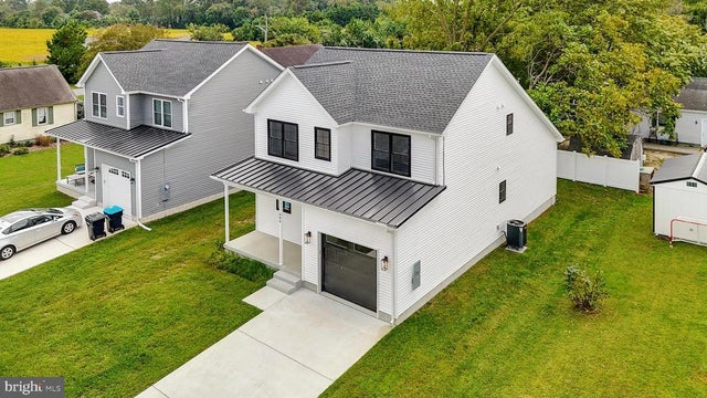 406 Boxwood St, Milton