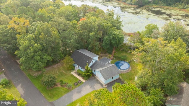 29 Lake Shore Dr, Lewes