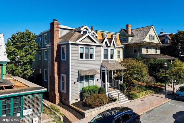 225 2nd St, Lewes