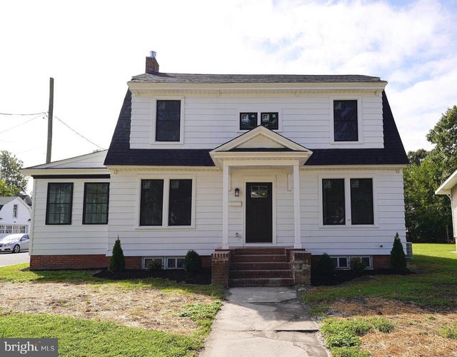 406 Delaware Ave, Delmar