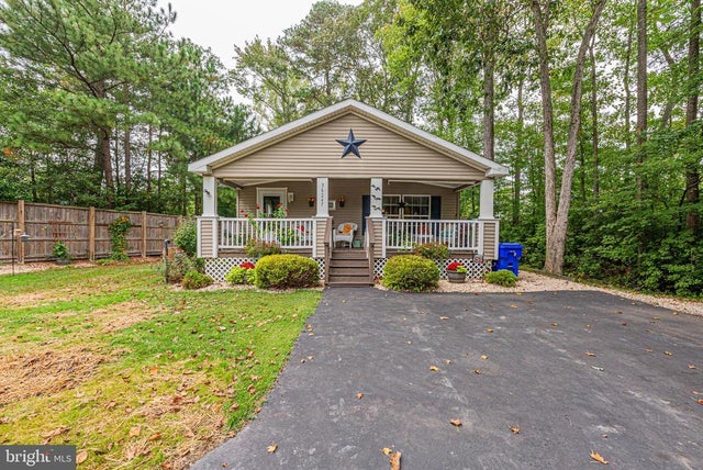 36247 White Oak Dr, Frankford