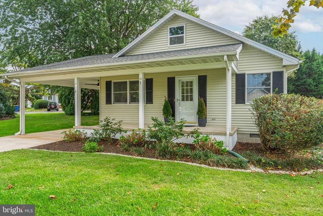 1 Henlopen Ct, Lewes