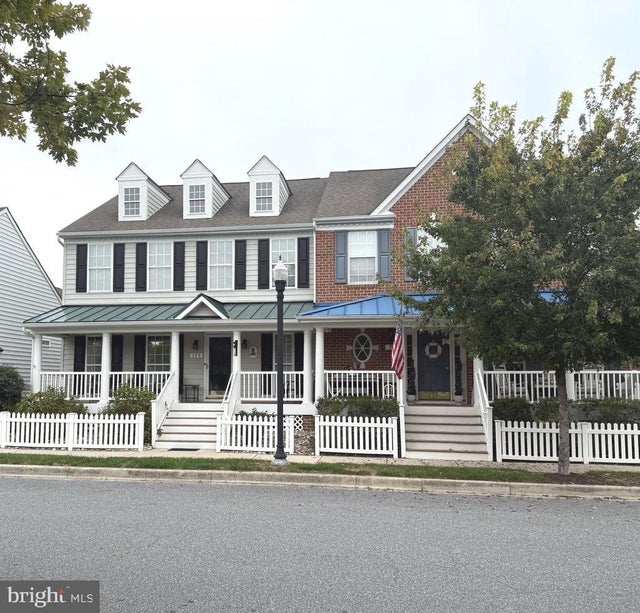 305 Adelaide Dr, Milton