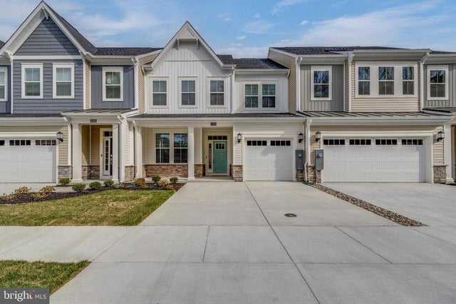 31325 Taywood Dr #th50, Frankford