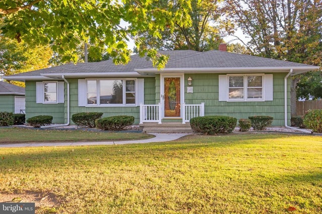 18532 Johnson Rd, Lincoln
