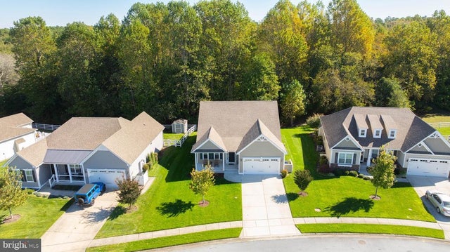 18893 Riverwalk Dr, Milton